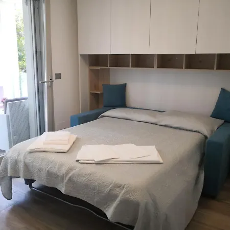 Borgo Paradiso Holidays Apartament